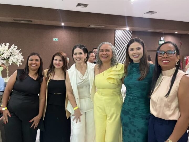 Michelly Alencar prestigia posse de novos gestores da rede municipal de ensino de Cuiabá