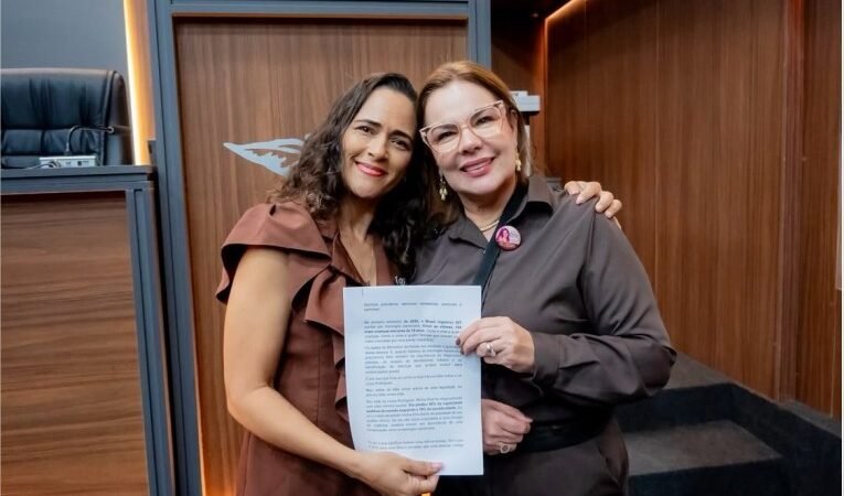 Jornalista Oziane participa de Tribuna Livre a convite de Paula Calil e destaca Lei Luiza Rodrigues