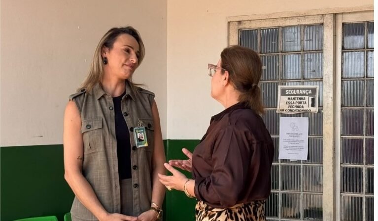 Paula Calil e secretária Deisi Bocalon visitam UBS do Residencial Coxipó, que receberá R$ 700 mil para reforma