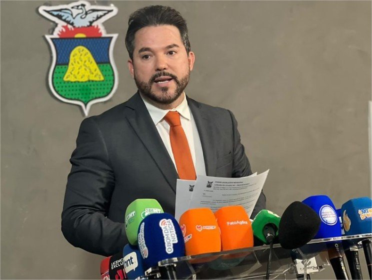 Procurador descarta volta de Jefferson à Câmara e indica convocação de segundo suplente