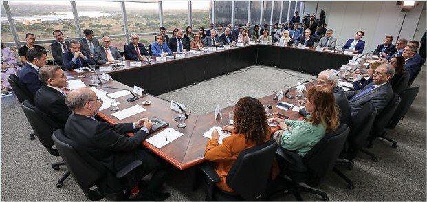 Em reunião com TREs, presidente do TSE indica prioridades para o 2º turno das Eleições 2026