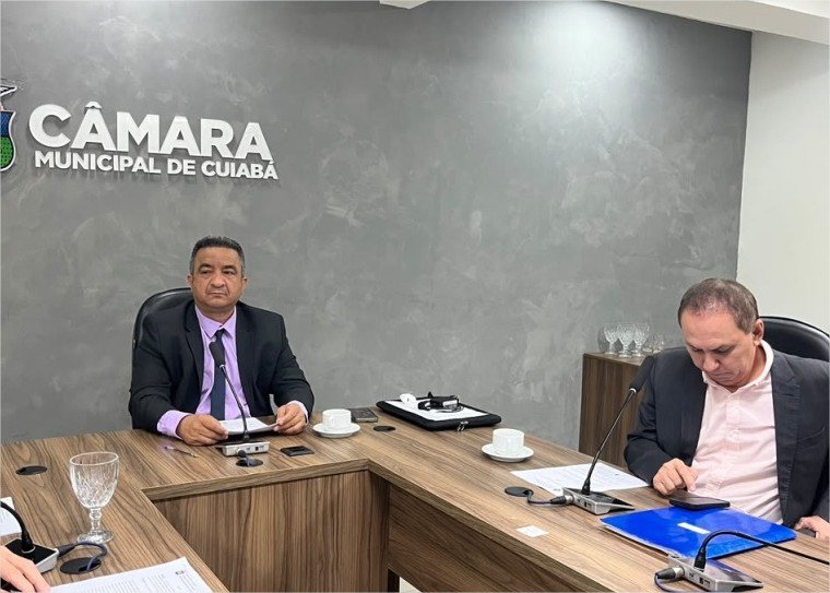 CCJR aprova 25 projetos durante reunião ordinária