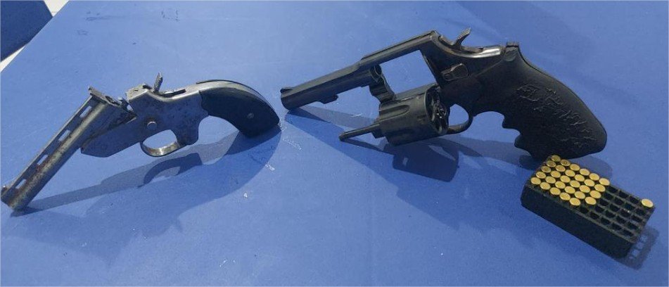 Polícia Militar prende idoso com duas armas de fogo em Nobres