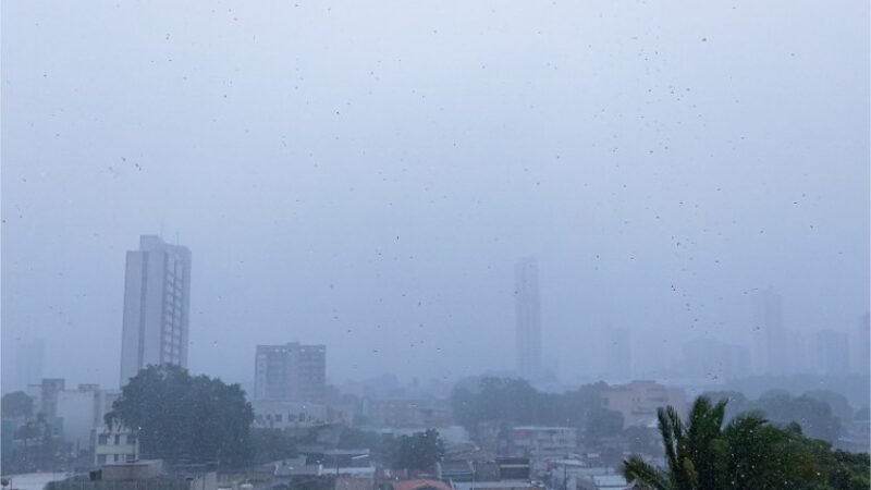 Cuiabá amanhece com 22°C e neblina e tem previsão de chuva até sexta (30)