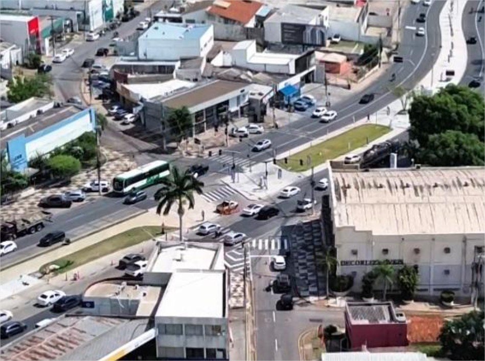 Motoristas devem fazer retorno próximo à Decorliz pela laçada de quadra