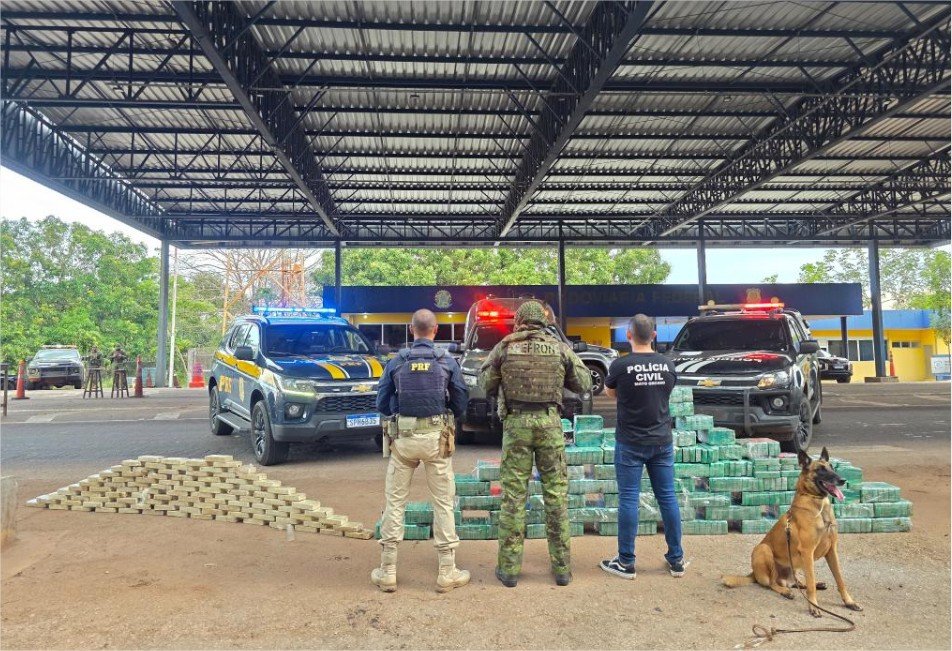 Forças de segurança apreendem 550 quilos de cocaína e causam R$ 9,9 milhões de prejuízo às facções