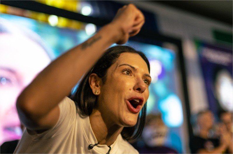 Percent: Janaina tem quase o dobro de Medeiros e vantagem de 12 pontos sobre Taques