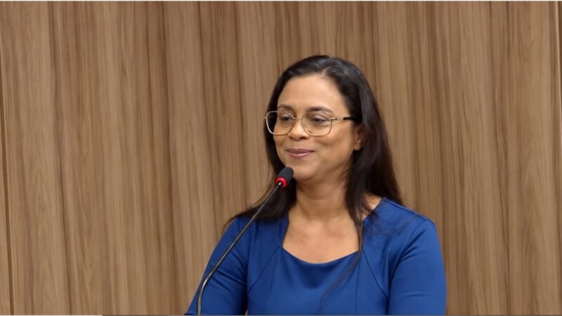 Vereadora Lucélia comemora sanção de lei que garante qualificação e primeiro emprego para jovens a partir de 14 anos em Várzea Grande