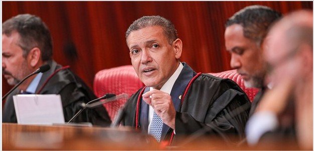 Número de locais de votação que sofreram alterações cai 94% em relação a 2022, informa presidente do TSE