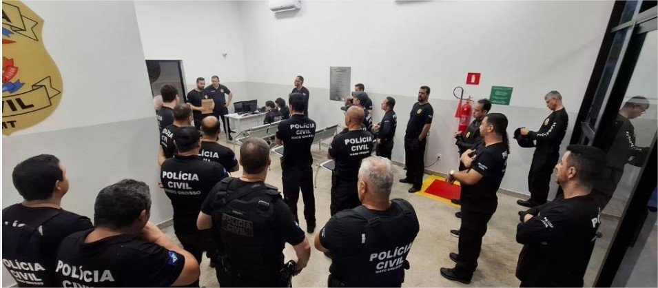 Polícia Civil cumpre mandados contra grupo suspeito de tráfico de drogas em Rosário Oeste