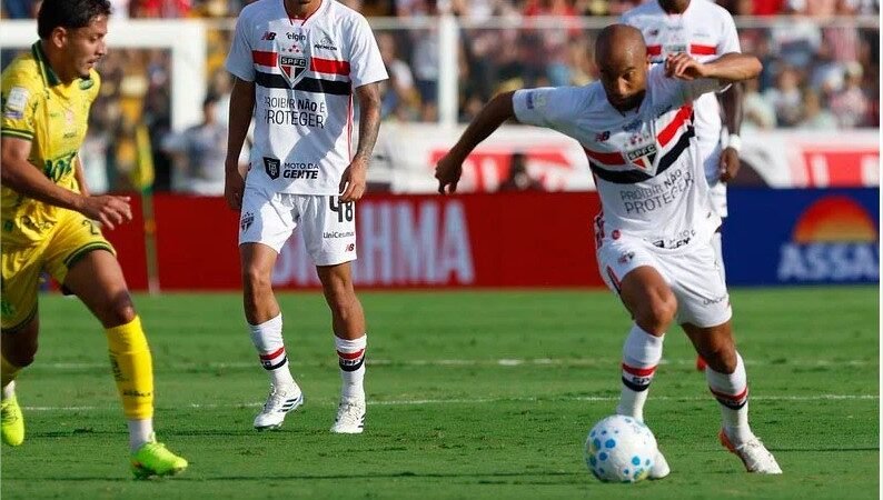 São Paulo arranca empate fora de casa com o Mirassol